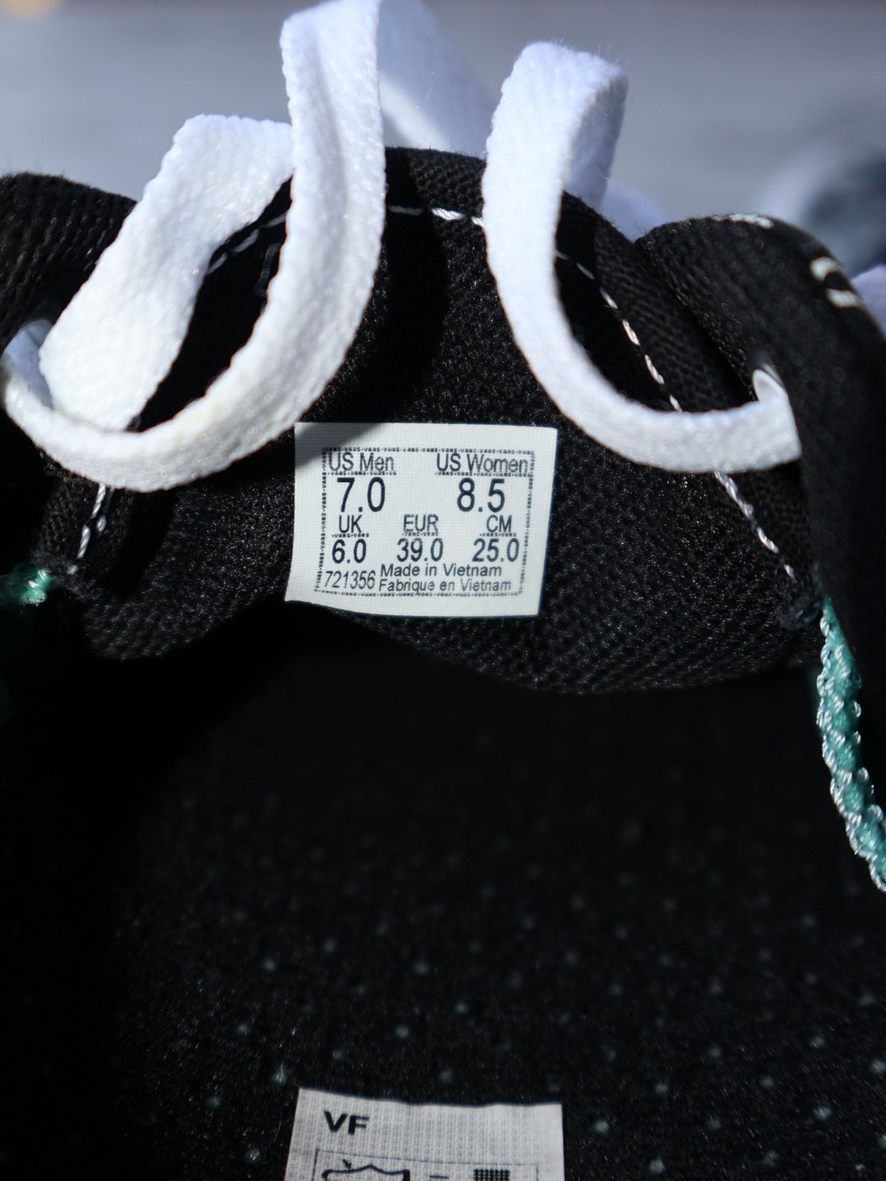 Vans ComfyCush Era 'Paisley - Black' - Picture 9 of 9